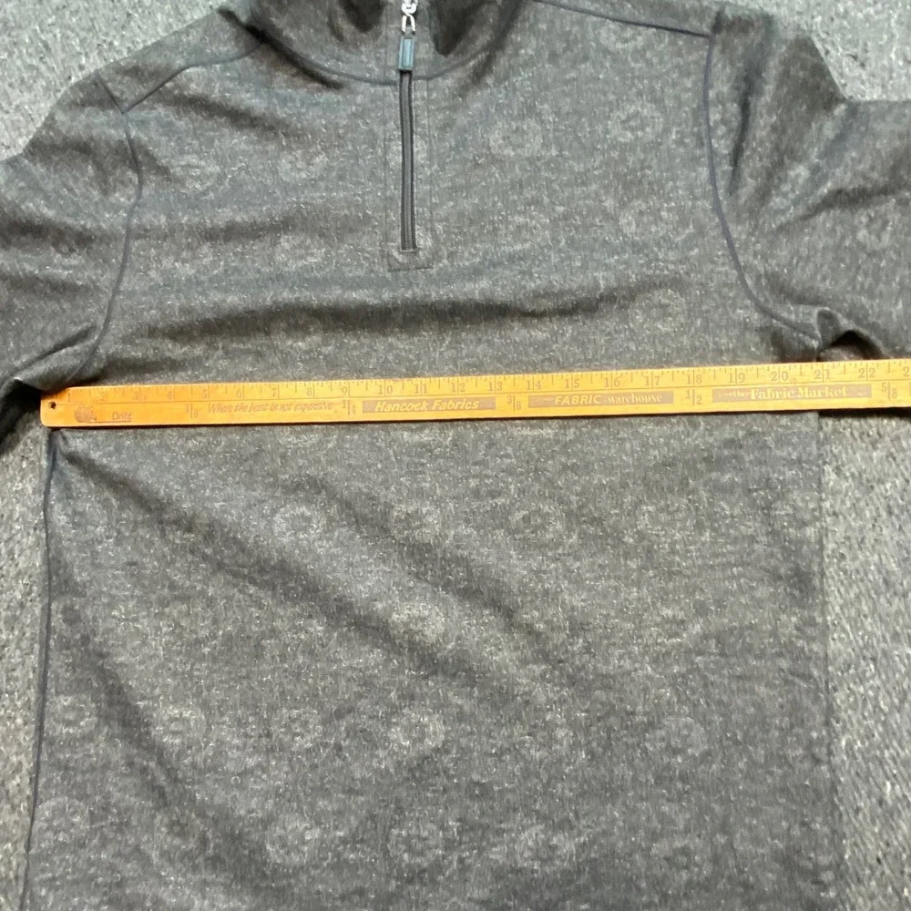 Age of Wisdom Reversible Quarter Zip Sz M Mens Gray Medallion Mock Neck Pullover